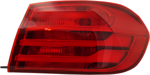 4-SERIES 14-17/M4 15-17 TAIL LAMP RH, Outer, Assembly, Halogen