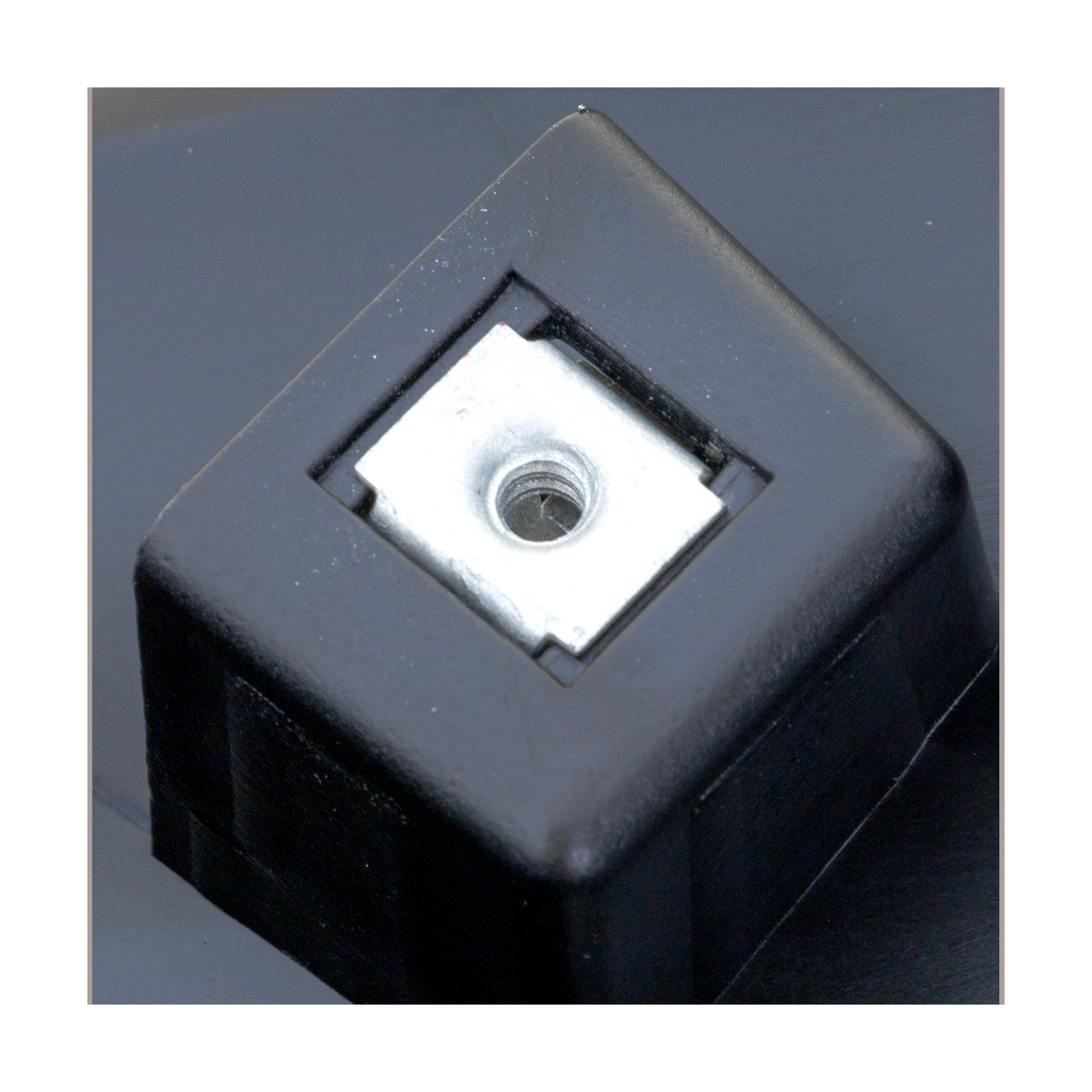 VOYAGER /GRAND CARAVAN 21-22 FRONT BUMPER GRILLE, Lower, Textured Black