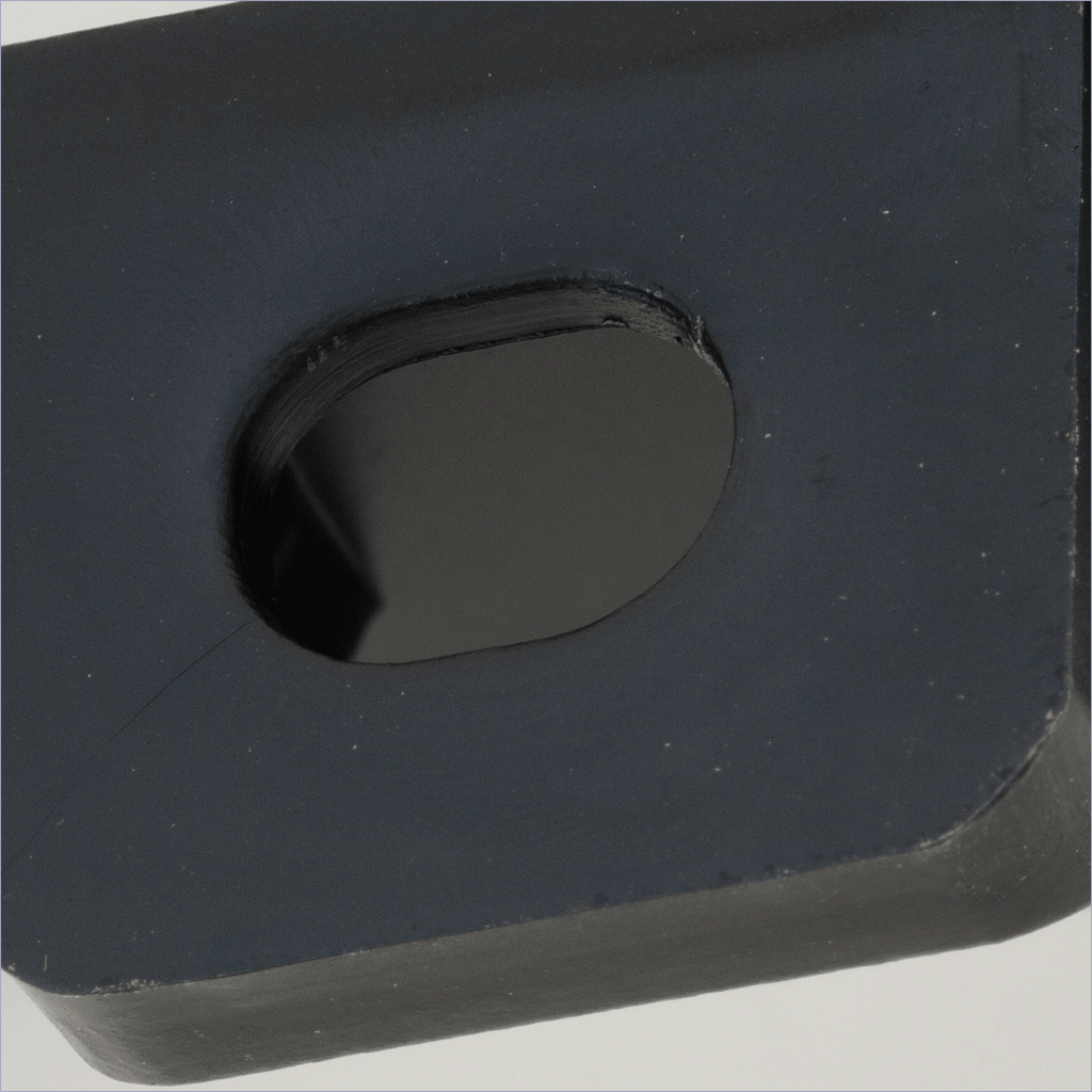 300 15-22 FOG LAMP BRACKET RH, w/o SRT-8 Models