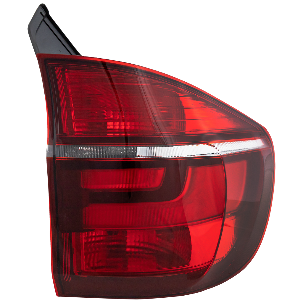 X5 11-13 TAIL LAMP RH, Outer, Assembly