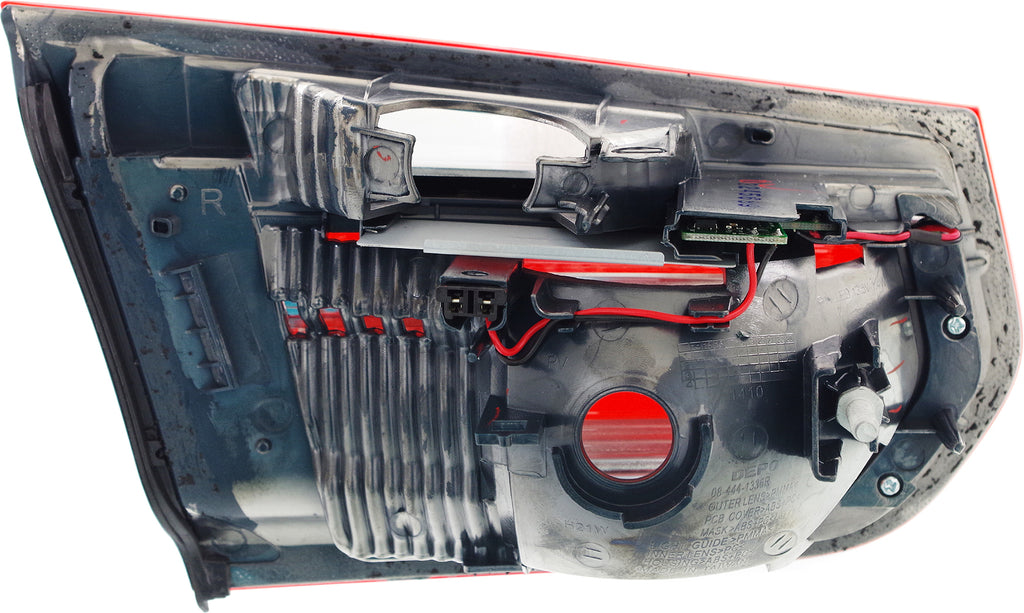 3-SERIES 12-15 TAIL LAMP RH, Inner, Lens and Housing, Halogen