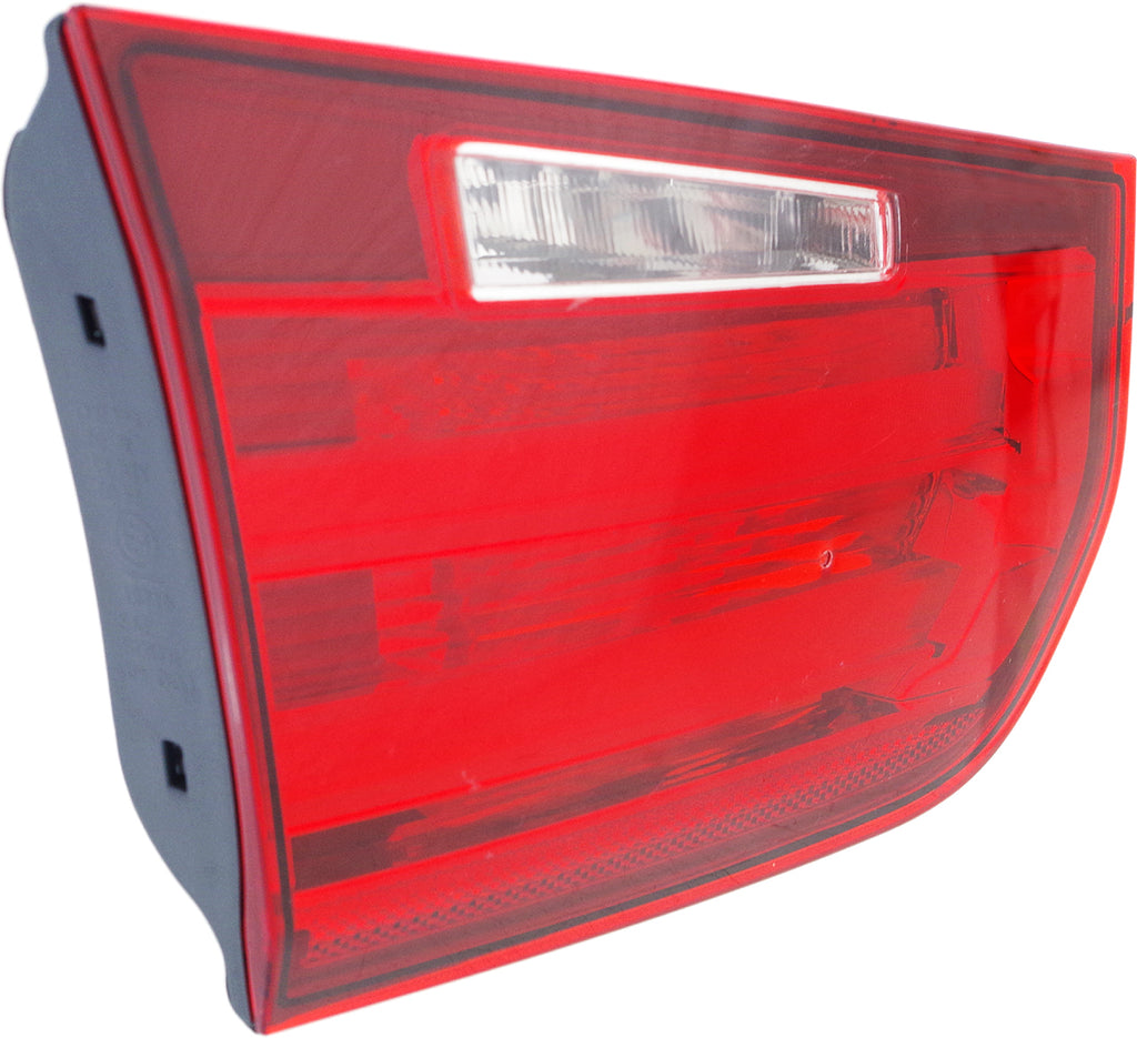 3-SERIES 12-15 TAIL LAMP LH, Inner, Lens and Housing, Halogen
