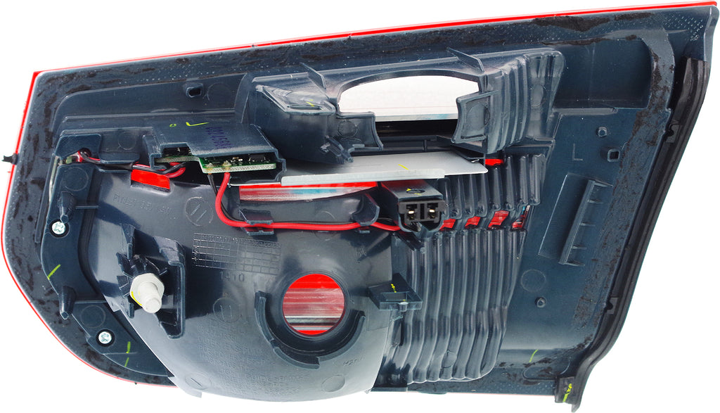 3-SERIES 12-15 TAIL LAMP LH, Inner, Lens and Housing, Halogen