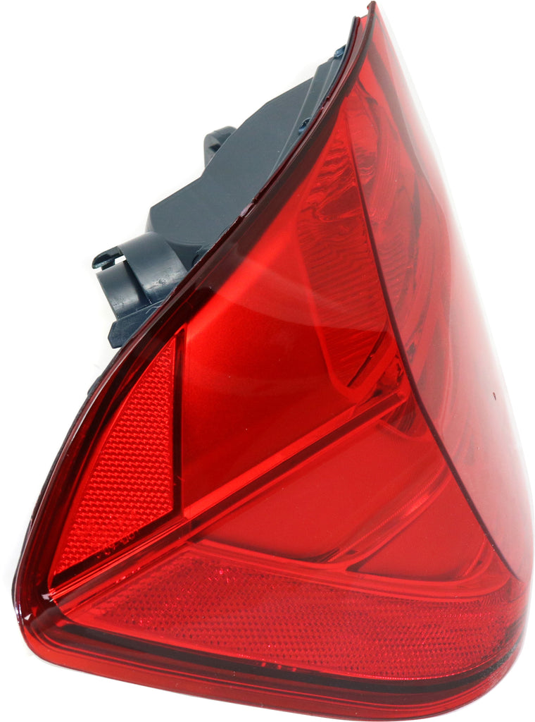 3-SERIES 12-15 TAIL LAMP LH, Outer, Lens and Housing, Halogen