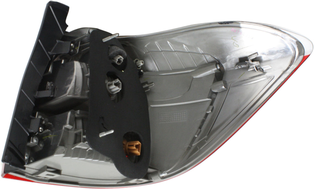 HIGHLANDER 10-10 TAIL LAMP LH, Assembly, Sport Model, USA Built Vehicle