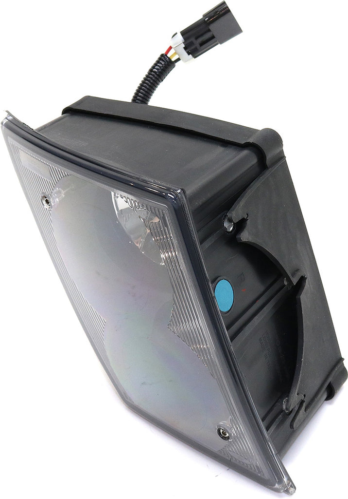 VOLVO HD VNL 12-16 FRONT FOG LAMP RH, Assembly, w/ Daytime Running Light and Vent Hole