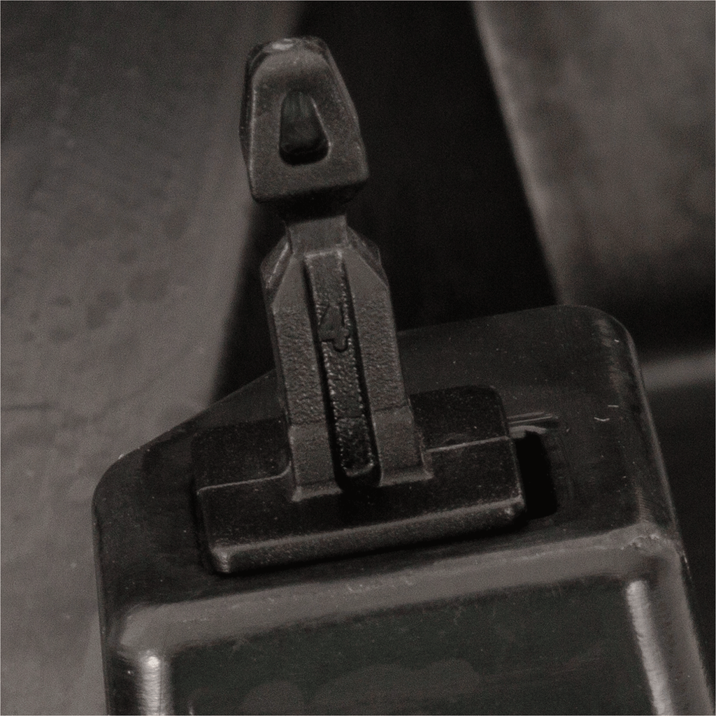 ARMADA 21-22 GRILLE, Painted Black Shell and Insert, w/ Chrome Molding, S/SV Models