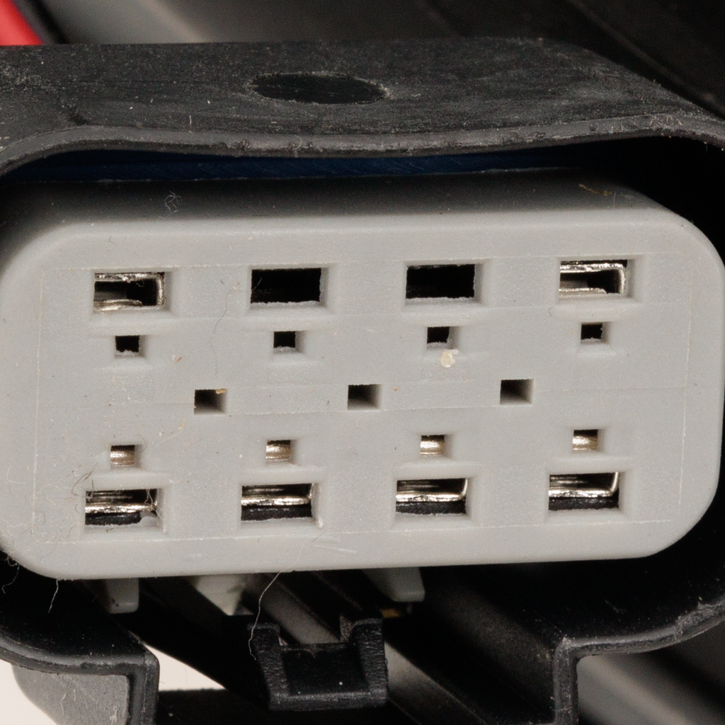 VOLVO HD VNL 04-15 HEAD LAMP LH, Lens and Housing, Halogen, Black Interior, Performance, w/ LED Strip, 12V