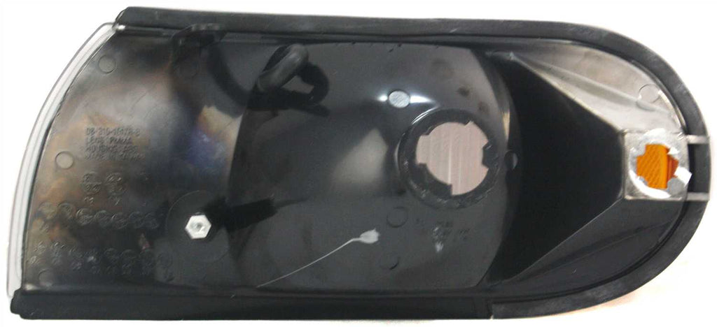 QUEST 93-95 CORNER LAMP RH, Lens and Housing, Next To Headlamp