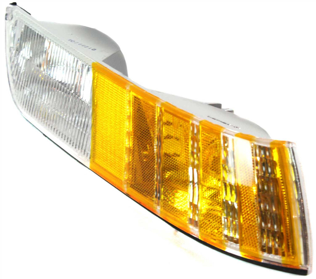 GRAND MARQUIS 92-94 CORNER LAMP RH, Lens and Housing, w/ Marker Lamp
