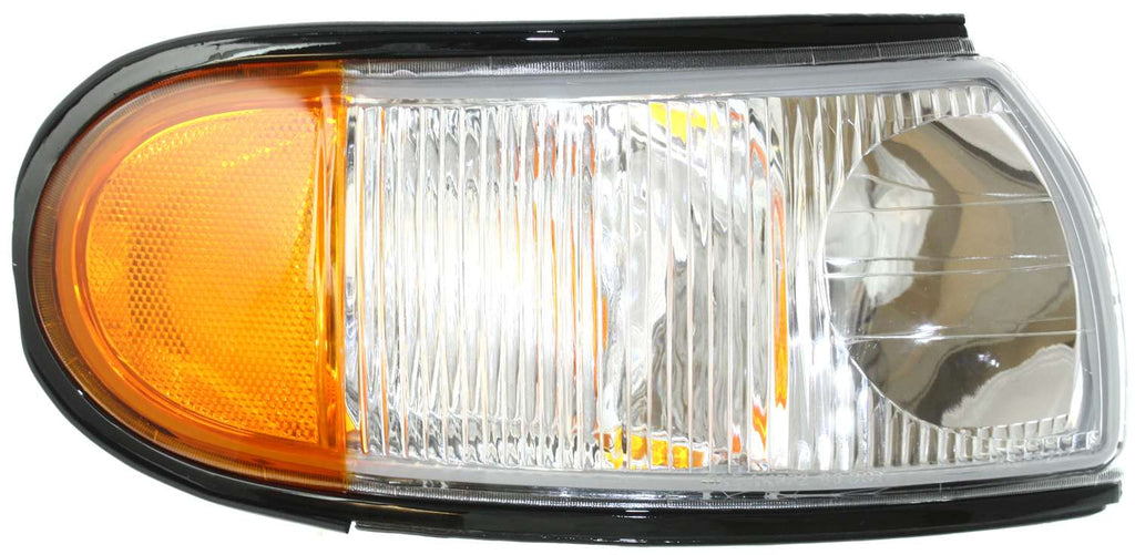 QUEST 96-98 CORNER LAMP RH, Lens and Housing, Next To Headlamp