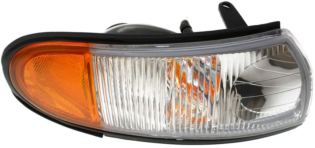 QUEST 96-98 CORNER LAMP RH, Lens and Housing, Next To Headlamp