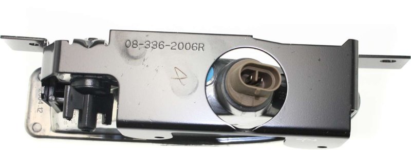 CENTURY 97-05/REGAL 97-04 FRONT FOG LAMP RH, Assembly