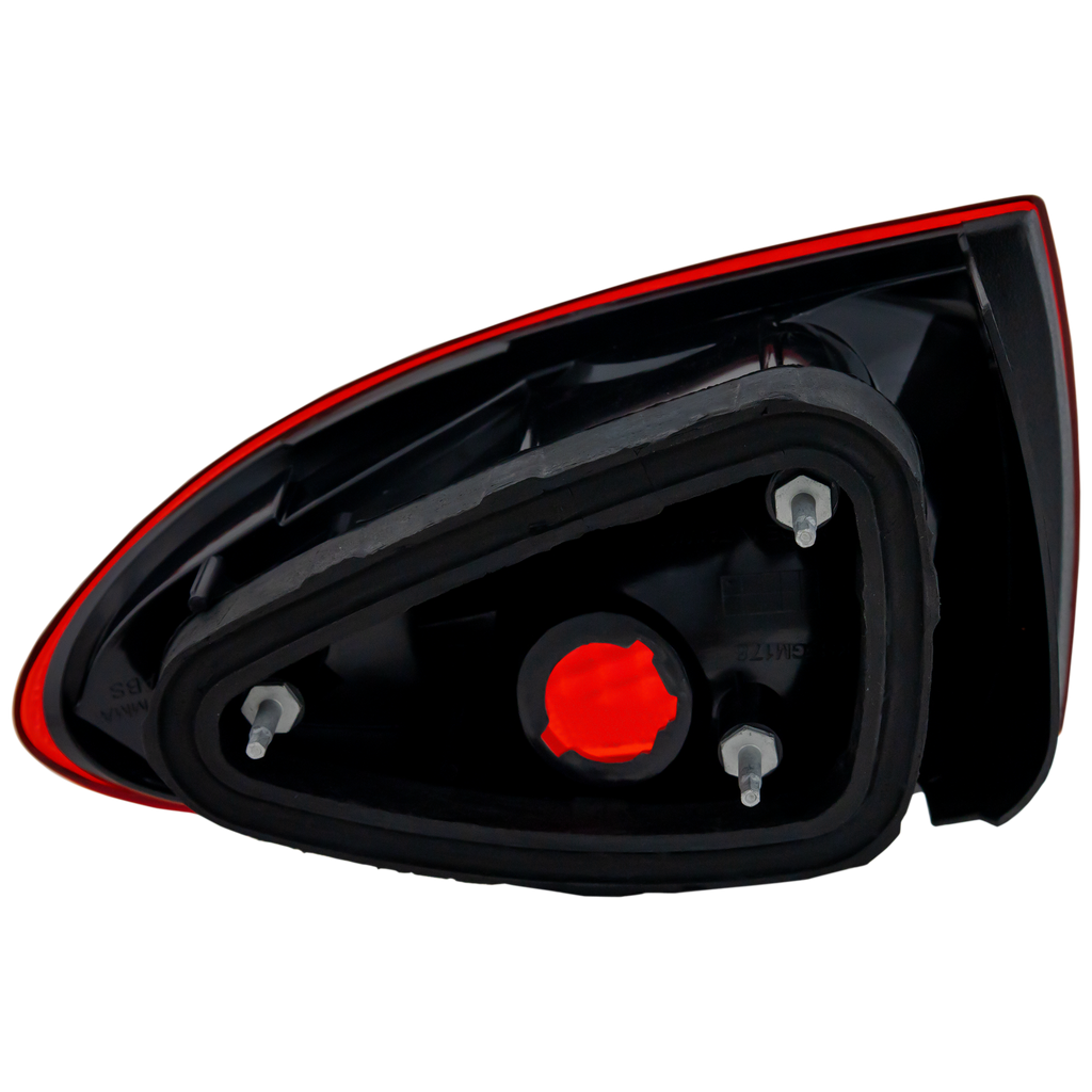 Tail Lamp Left Driver Side For 2000-2002 Chevrolet Cavalier Outer Lens and Housing Replacement 3321938LUS