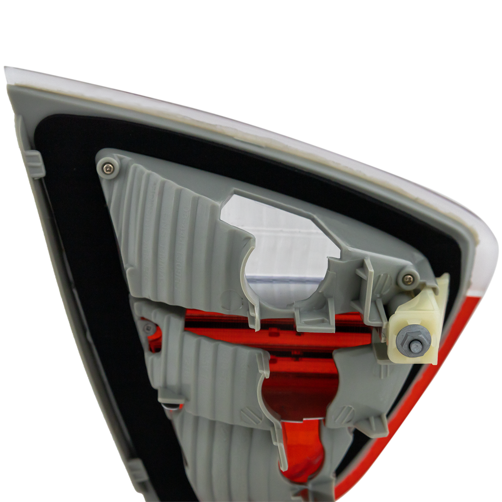 Tail Lamp Right Passenger Side For 2006-2008 BMW 3-Series Inner Lens and Housing Replacement B730135
