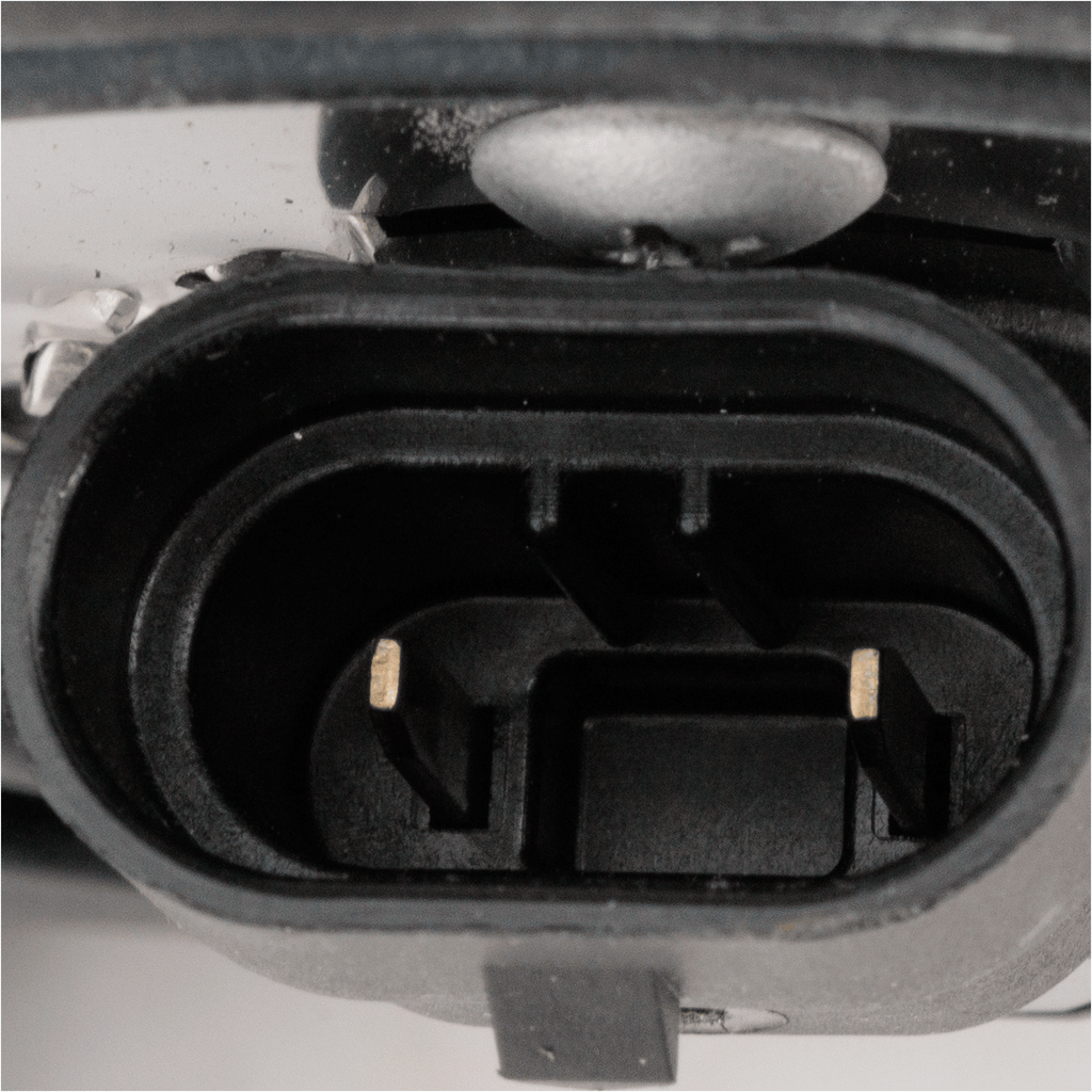 SILVERADO 03-06 HEAD LAMP RH, Assembly, Halogen, Fluted Reflector, Includes 2007 Classic - CAPA
