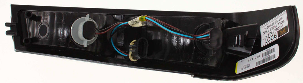 COLORADO/CANYON 04-12 CORNER LAMP LH, Assembly, Halogen, Park/Signal Lamp, Black Interior - CAPA