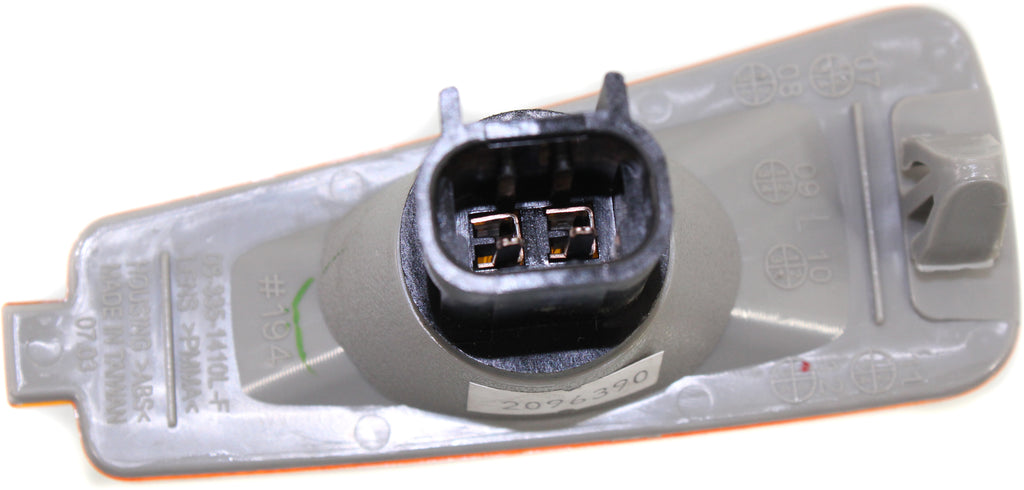 HHR 06-11 FRONT SIDE MARKER LAMP LH, Assembly