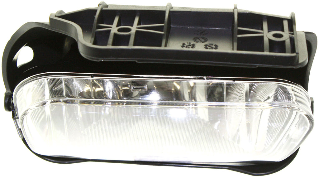 SILVERADO 04-06 FRONT FOG LAMP RH, Assembly, Fits 2007 Classic - CAPA