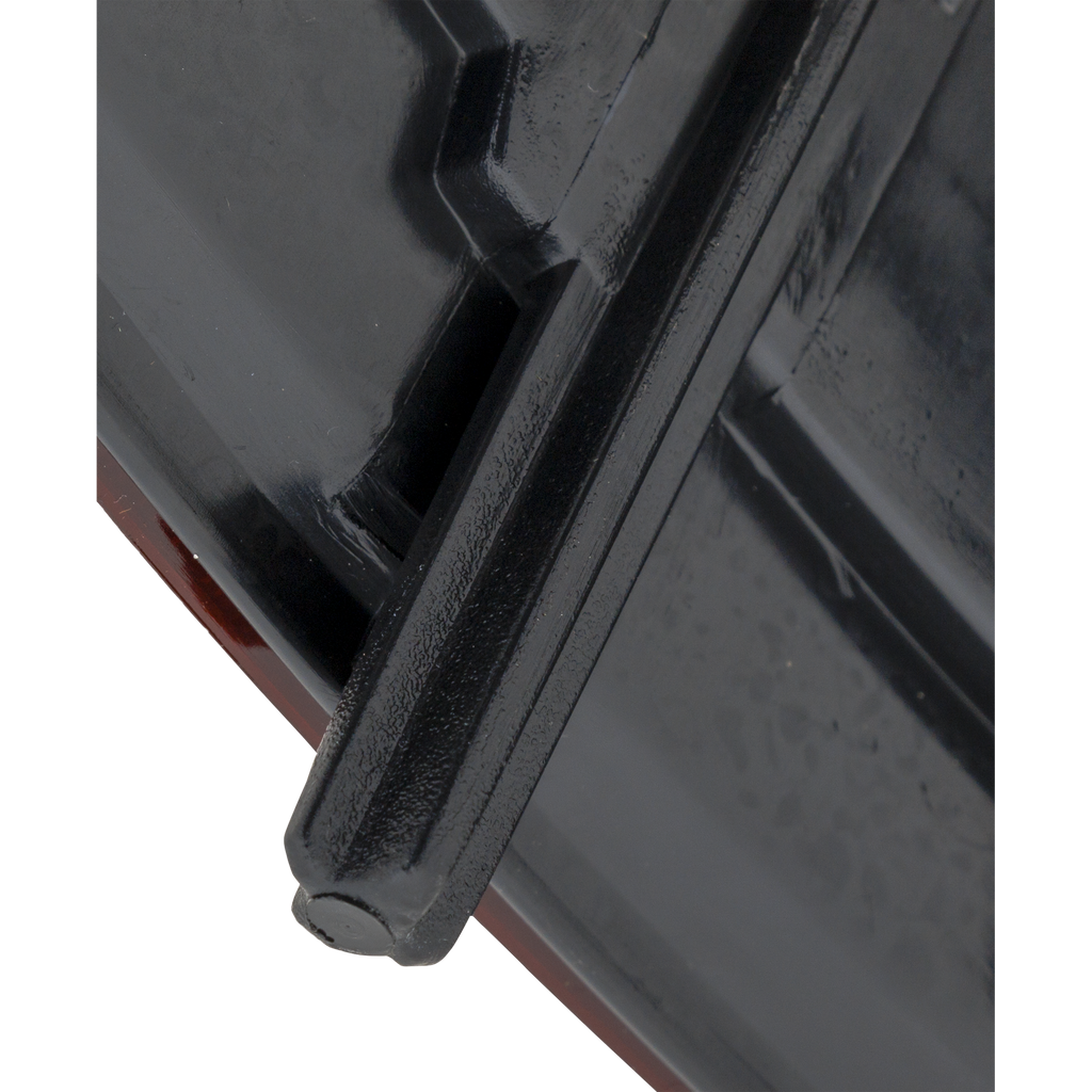 COLORADO 04-12 TAIL LAMP RH, Lens and Housing - CAPA