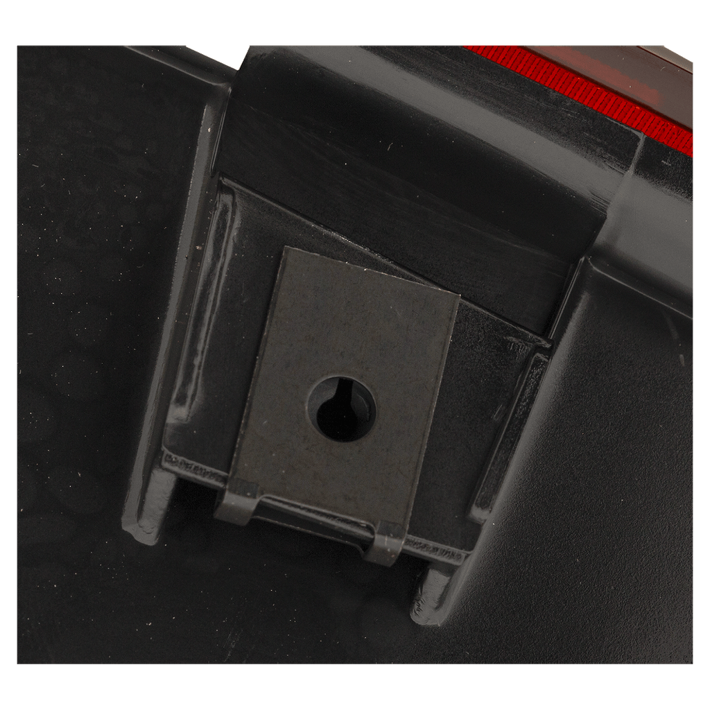 COLORADO 04-12 TAIL LAMP LH, Lens and Housing - CAPA