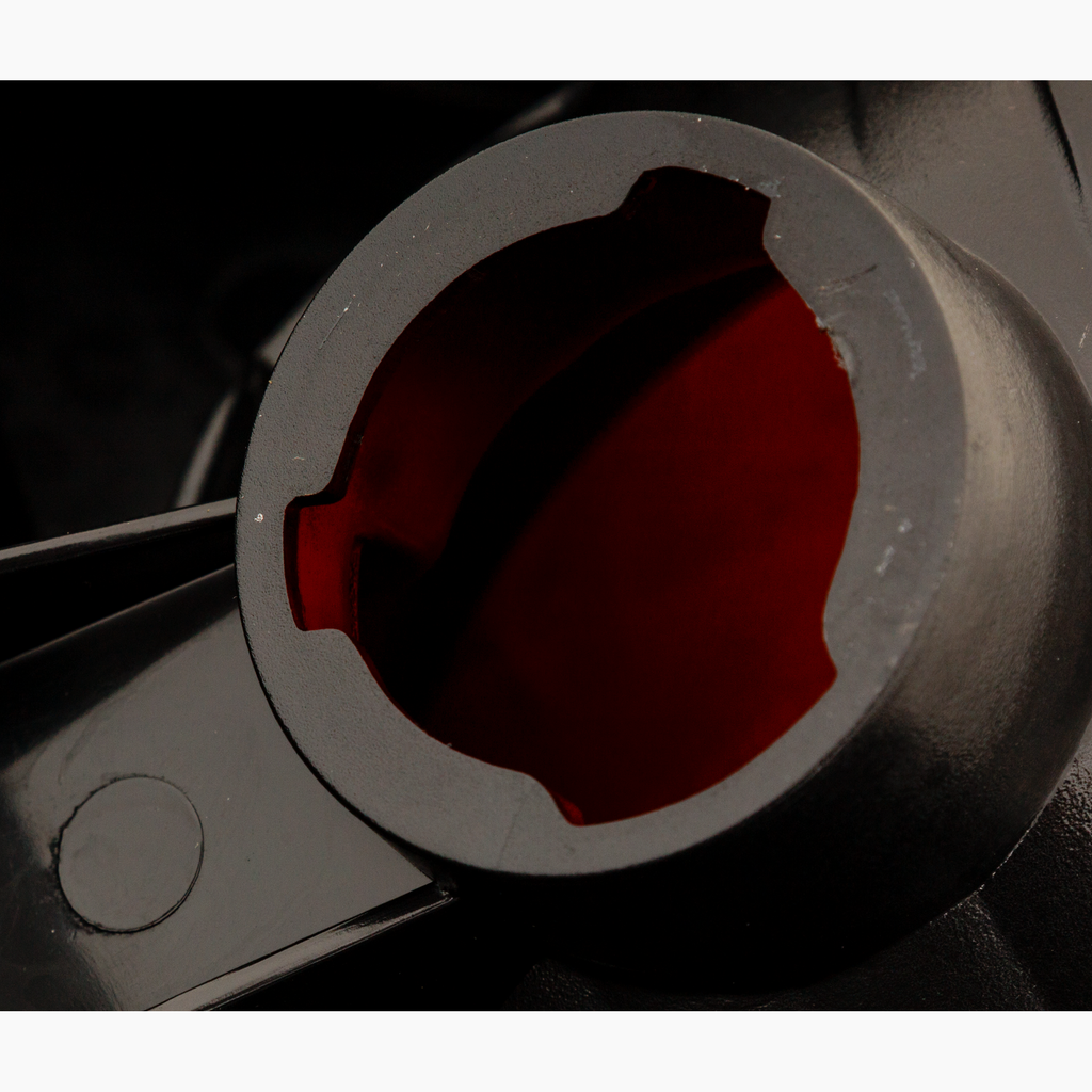 COLORADO 04-12 TAIL LAMP LH, Lens and Housing - CAPA