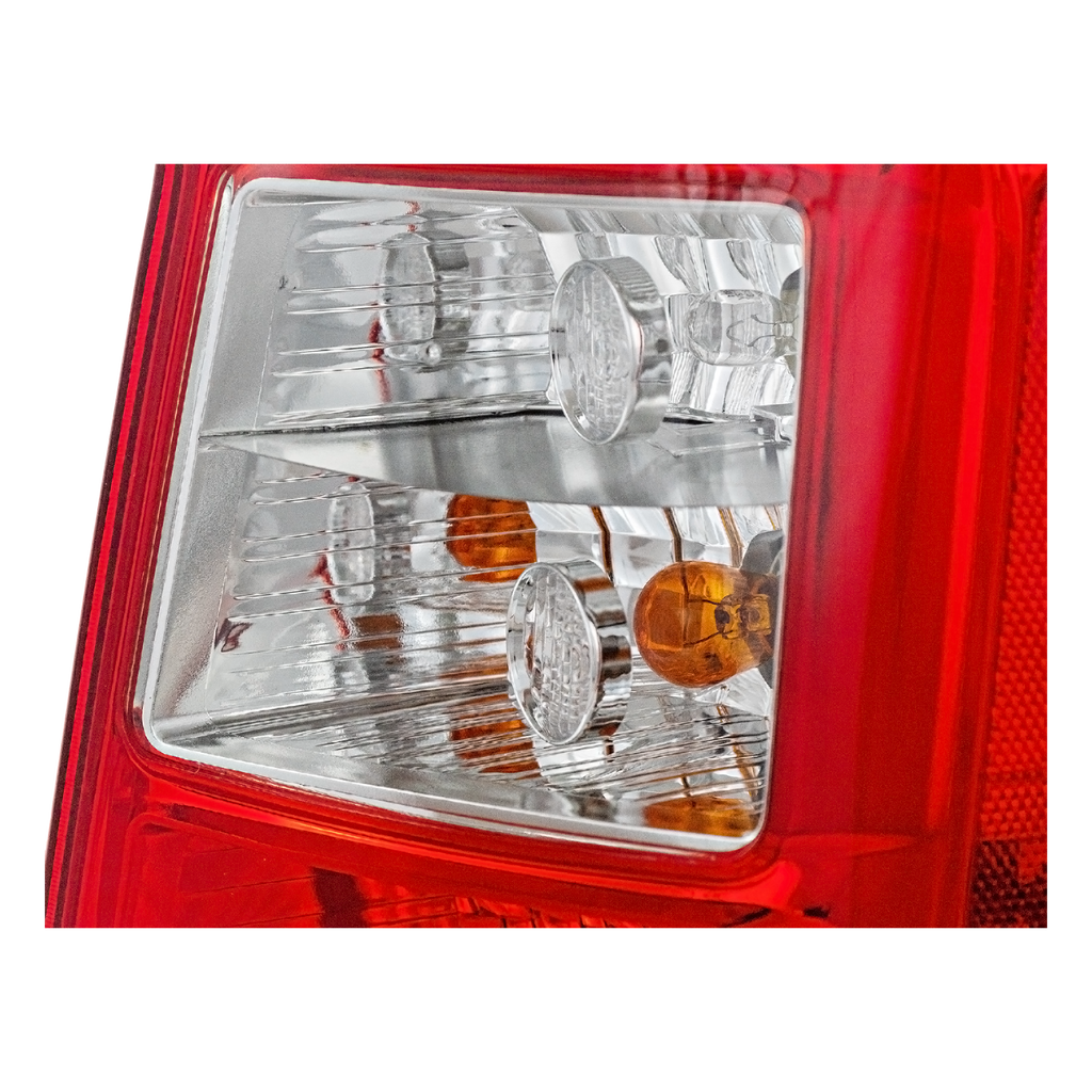 CHRYSLER 300 05-07 TAIL LAMP LH, Lens and Housing, 5.7L/6.1L Eng