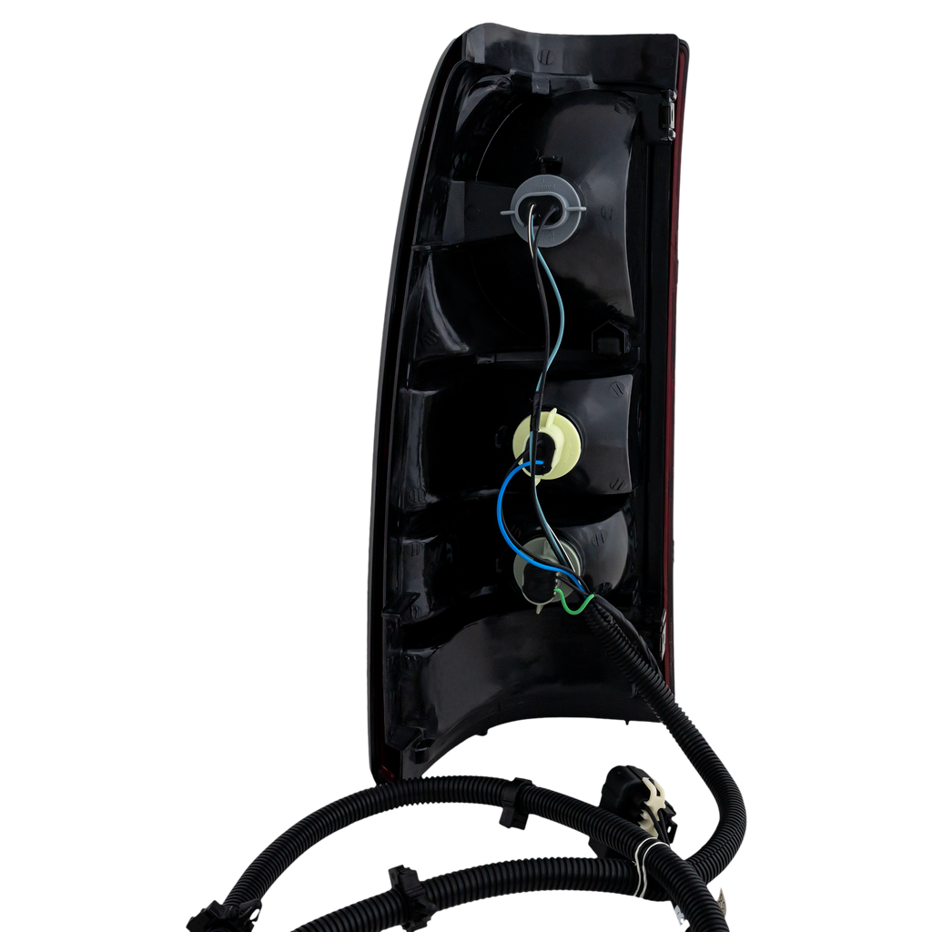 SILVERADO/SIERRA 3500 01-03 TAIL LAMP RH, Assembly, w/ Black Bezel, Fleetside