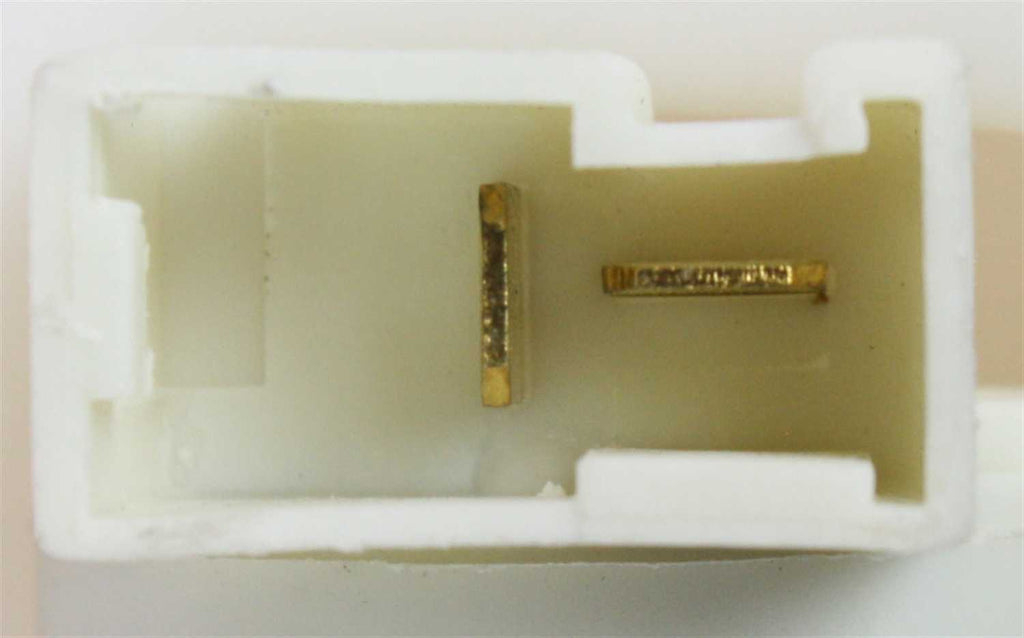 MAXIMA 95-01 WASHER RESERVOIR, Assy, w/ Pump, Inlet, Hose, and Cap, w/o Cold Climate Spec