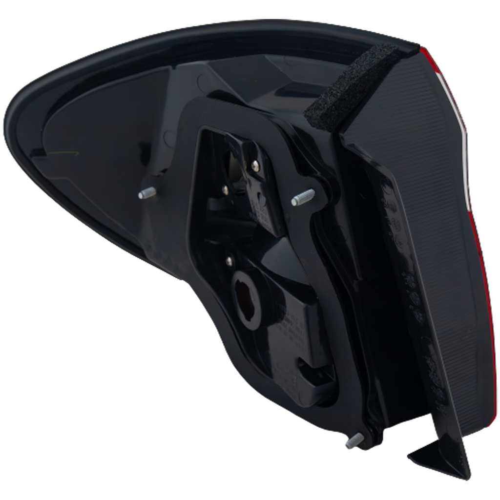 I30 00-01 TAIL LAMP RH, Outer, Lens and Housing
