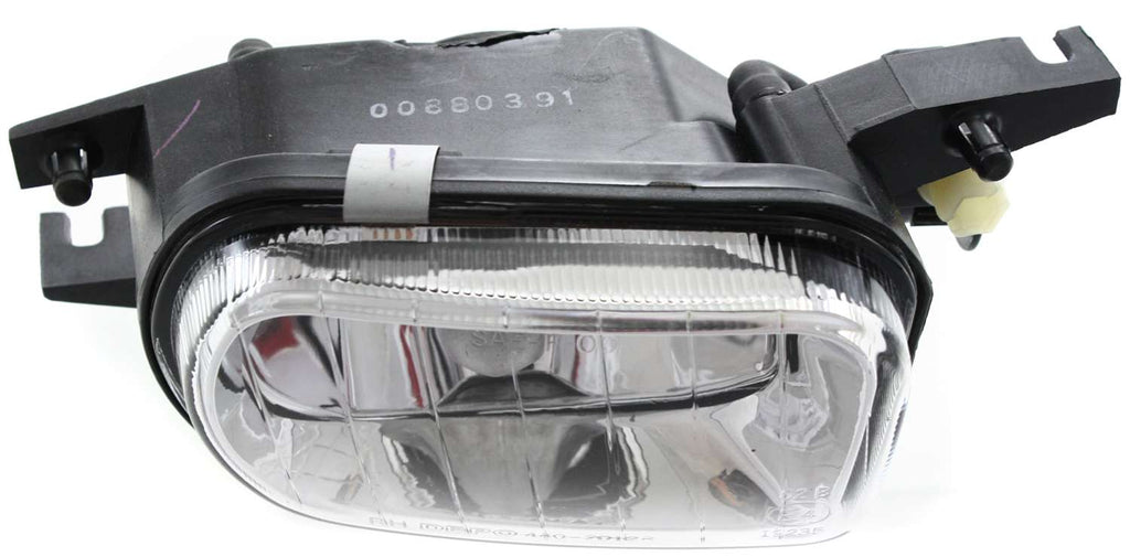 C-CLASS 01-07 / SL-CLASS 03-12 FRONT FOG LAMP RH, Assembly, w/ Bi-Xenon Head Lamps