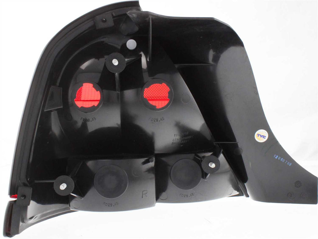 MARAUDER 03-04 TAIL LAMP RH, Lens and Housing, Red Lens