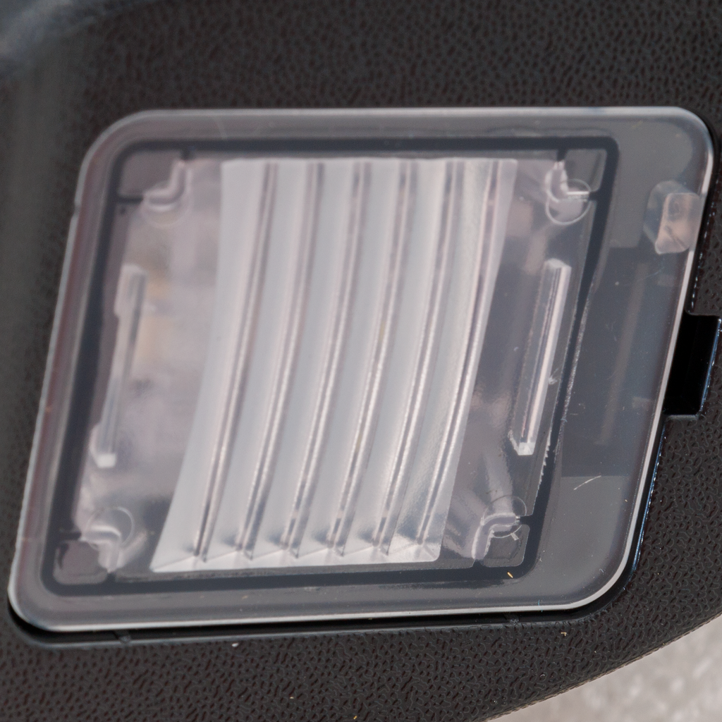 TITAN XD 16-19 TOWING MIRROR RH, Power, Manual Folding and Extending, Heated Upper Glass, Chrome, w/ BSD, Crew Cab, SL Model
