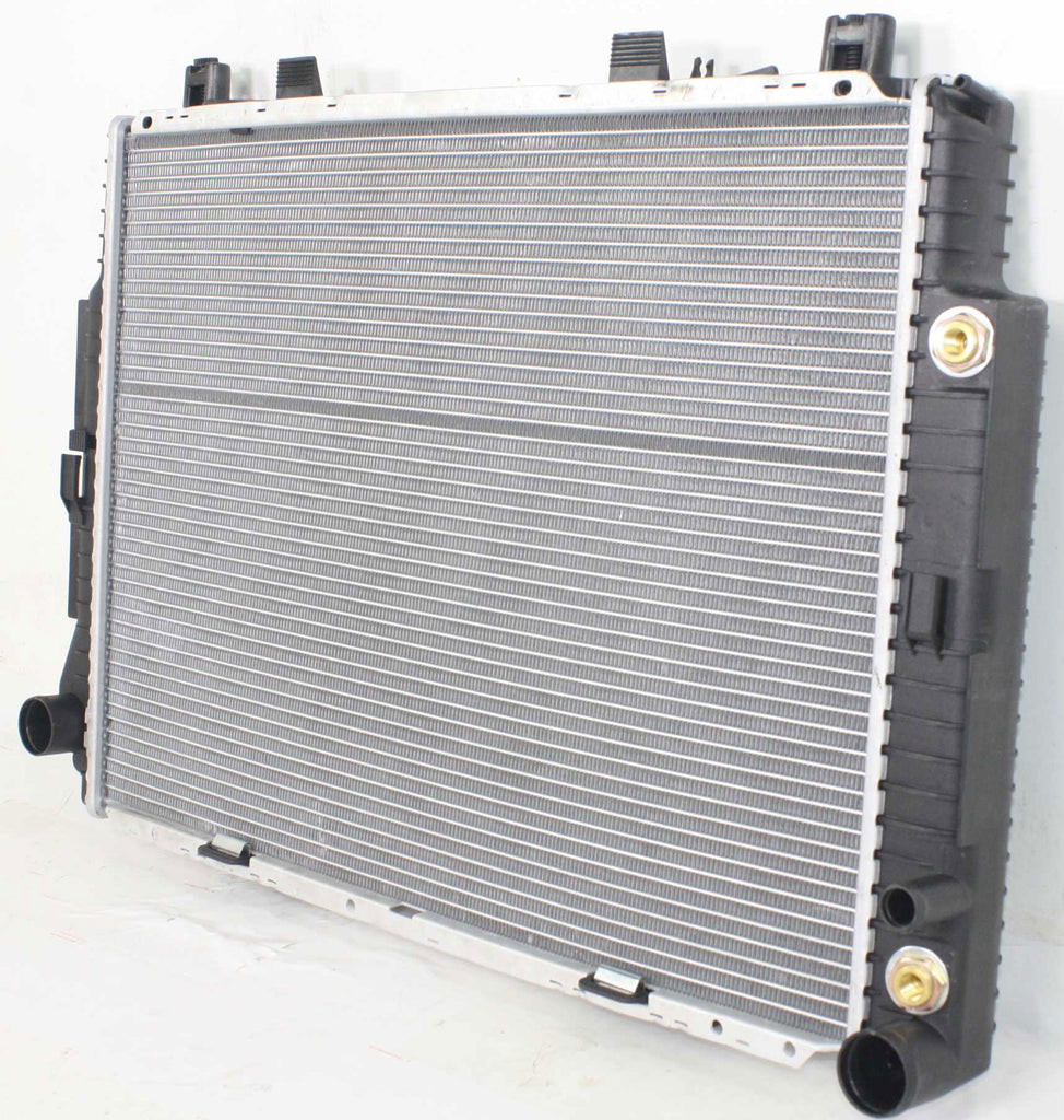 S420/S500 94-99 RADIATOR, SEDAN/COUPE 8cyl W140