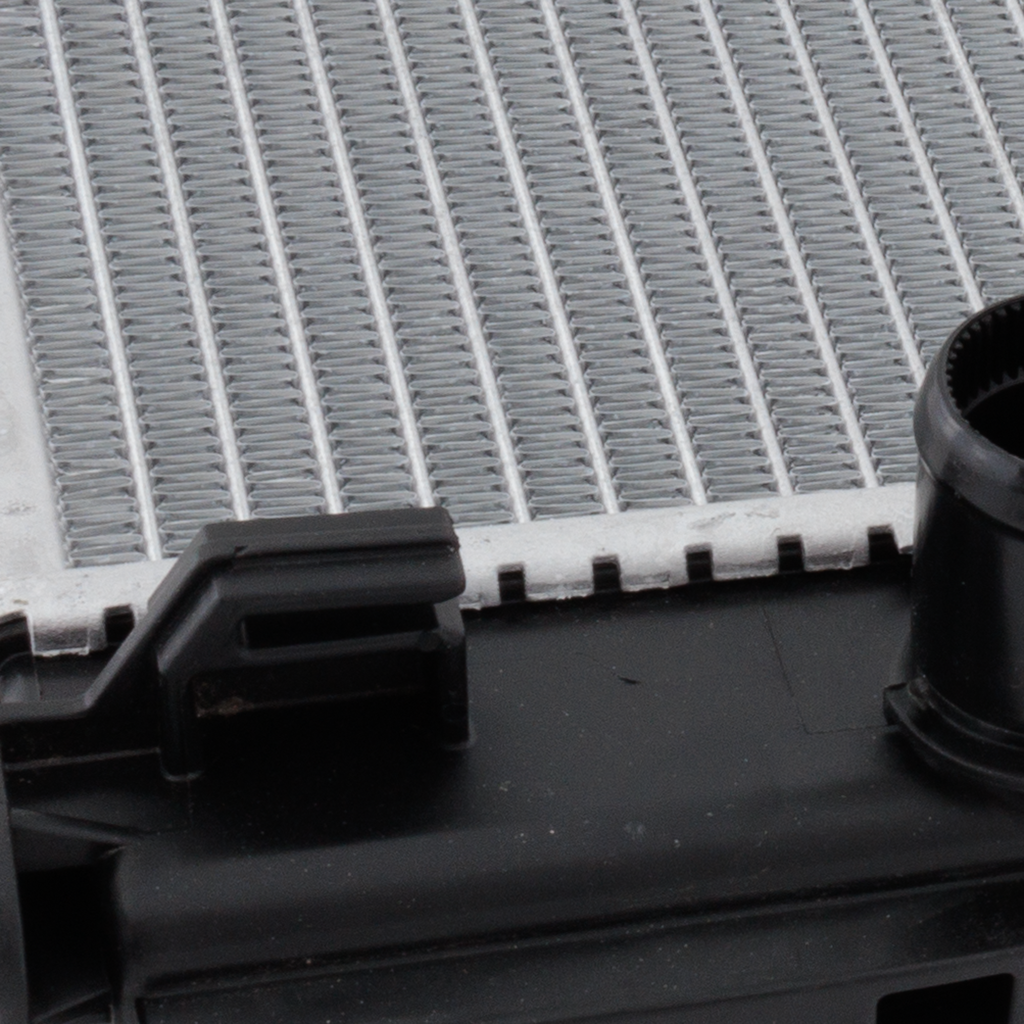GENESIS 15-16/ G80 17-17 RADIATOR, 3.8L Eng