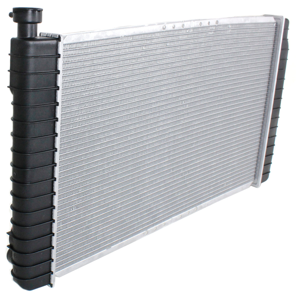 C/K FULL SIZE P/U 96-99 RADIATOR, 28x17 in. core, w/ Engine Oil Cooler, 4.3L/5.0L