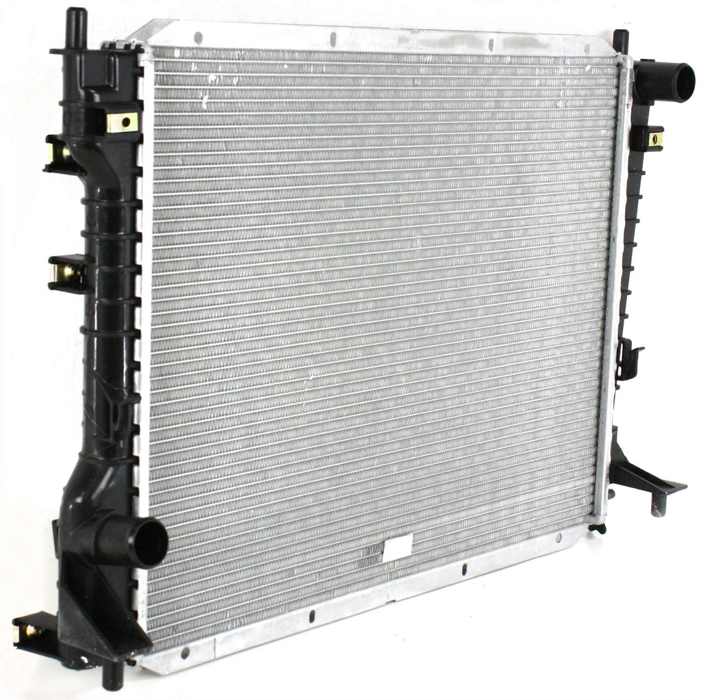 LS / T-BIRD 00-06 RADIATOR