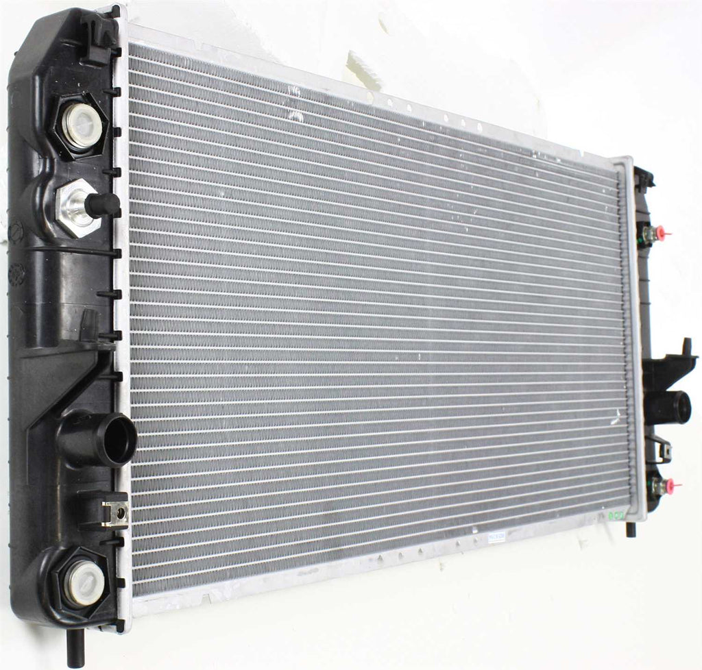 DEVILLE 00-00 RADIATOR, w/ Engine Oil Cooler