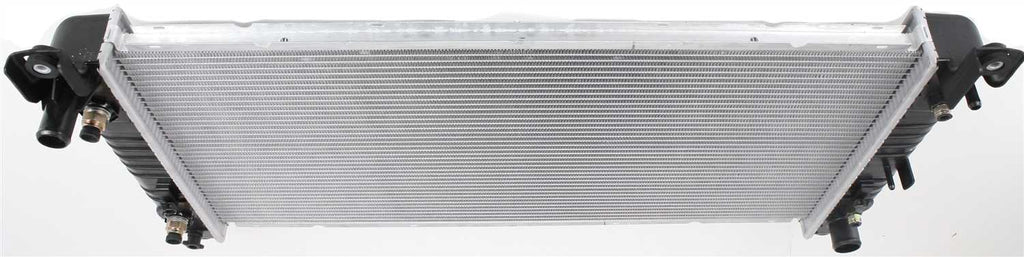 SILVERADO 99-06 RADIATOR, Aluminum Core, 8 Cyl, 6.0L Engine, 1-Row Core, w/ Engine Oil Cooler, Includes 2007 Classic