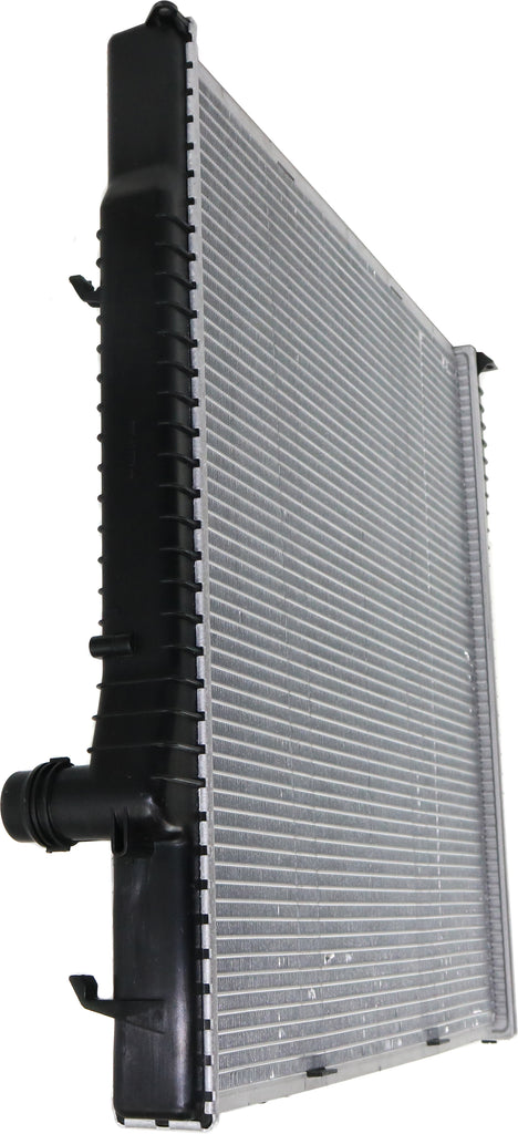 X5 01-06 RADIATOR, 6 Cyl