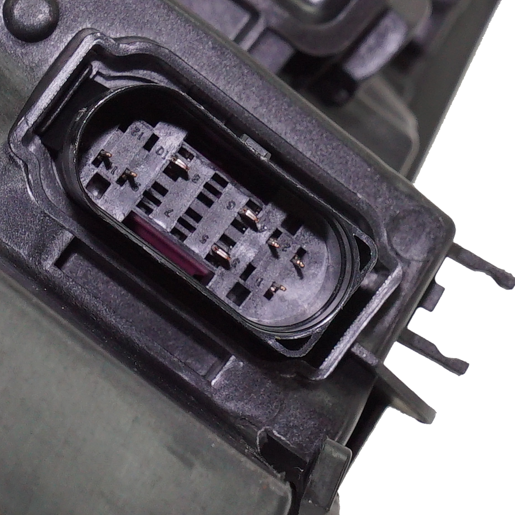 Q7 17-19 HEAD LAMP RH, Lens and Housing, HID/Xenon - CAPA