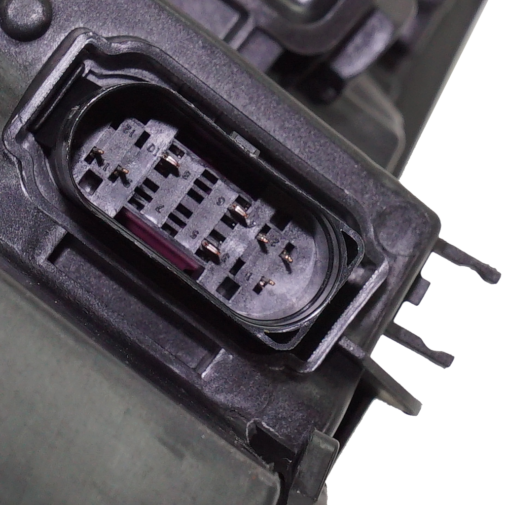 Q7 17-19 HEAD LAMP LH, Lens and Housing, HID/Xenon - CAPA
