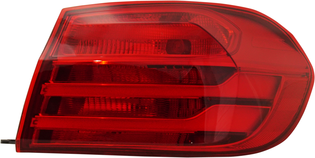 4-SERIES 14-17/M4 15-17 TAIL LAMP RH, Outer, Assembly, Halogen