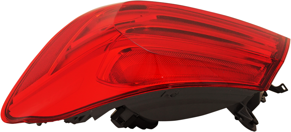 4-SERIES 14-17/M4 15-17 TAIL LAMP RH, Outer, Assembly, Halogen