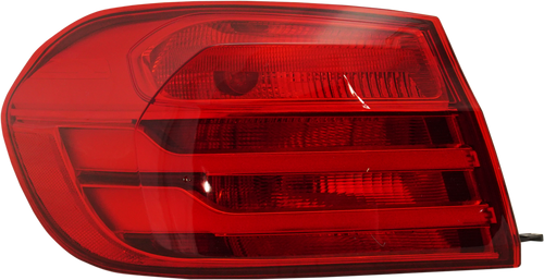 4-SERIES 14-17/M4 15-17 TAIL LAMP LH, Outer, Assembly, Halogen