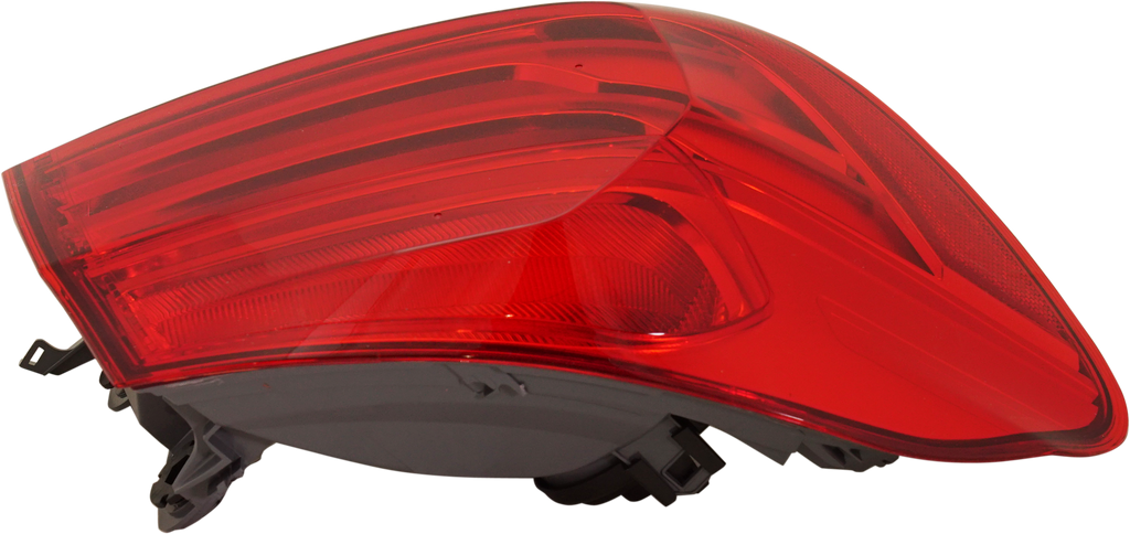 4-SERIES 14-17/M4 15-17 TAIL LAMP LH, Outer, Assembly, Halogen
