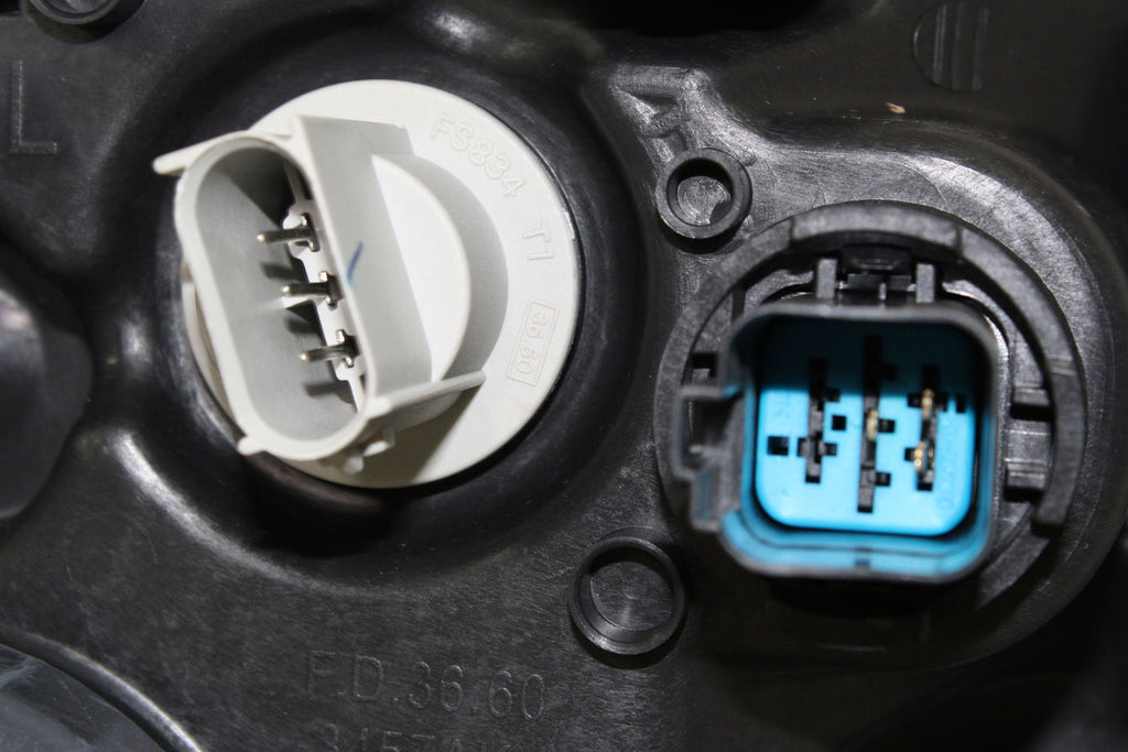 TAURUS 08-09 HEAD LAMP LH, Assembly, Halogen