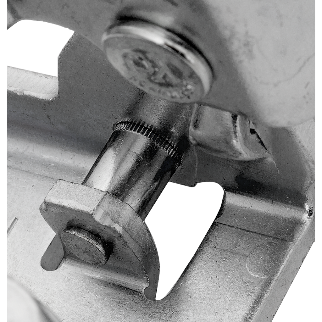 GRAND CARAVAN 08-20/TOWN AND COUNTRY 08-16 HOOD HINGE RH, Upper