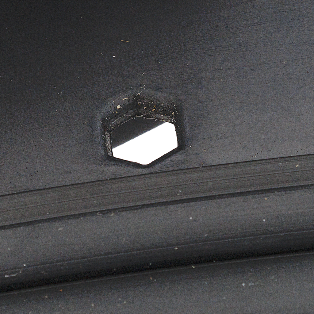 ESCALADE/SUBURBAN/TAHOE/YUKON 15-20 RADIATOR SUPPORT SEAL
