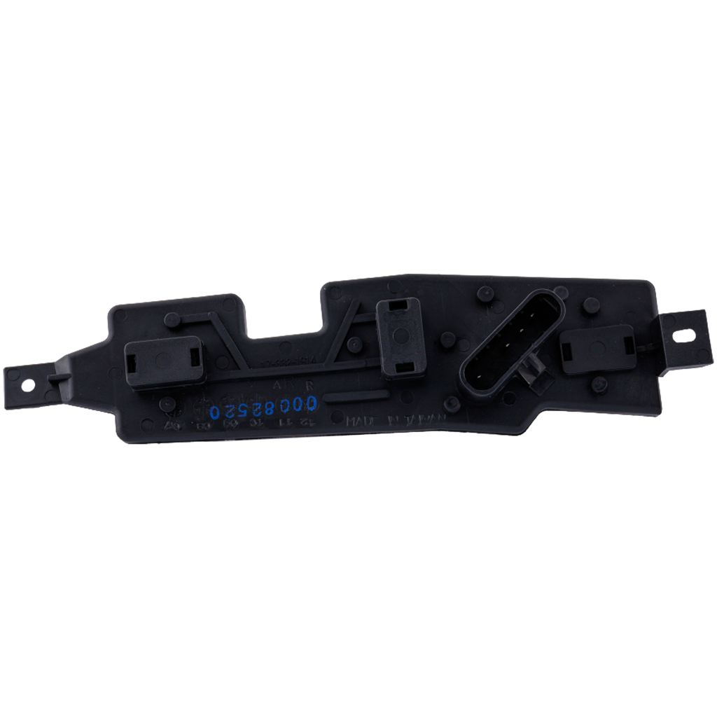 C/K FULL SIZE PICKUP 88-02 TAIL LAMP CONNECTOR PLATE, RH, w/o Bulb, Exc. 15,000 Lbs. GVW